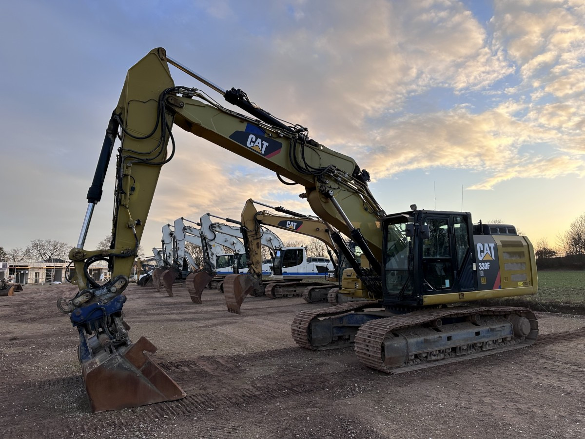 CATERPILLAR 330 FLN VA OQ 70-55 Deutsche Maschine! Top !!! - 履带式挖掘机:图3 CATERPILLAR 330 FLN VA OQ 70-55 Deutsche Maschine! Top !!! - 履带式挖掘机:图3