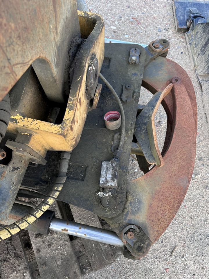 倾斜旋转器 ENGCON EC 30 - S80 GR30 -S80 - SVAB Engcon Rototilt - Tiltrotator:图8 倾斜旋转器 ENGCON EC 30 - S80 GR30 -S80 - SVAB Engcon Rototilt - Tiltrotator:图8