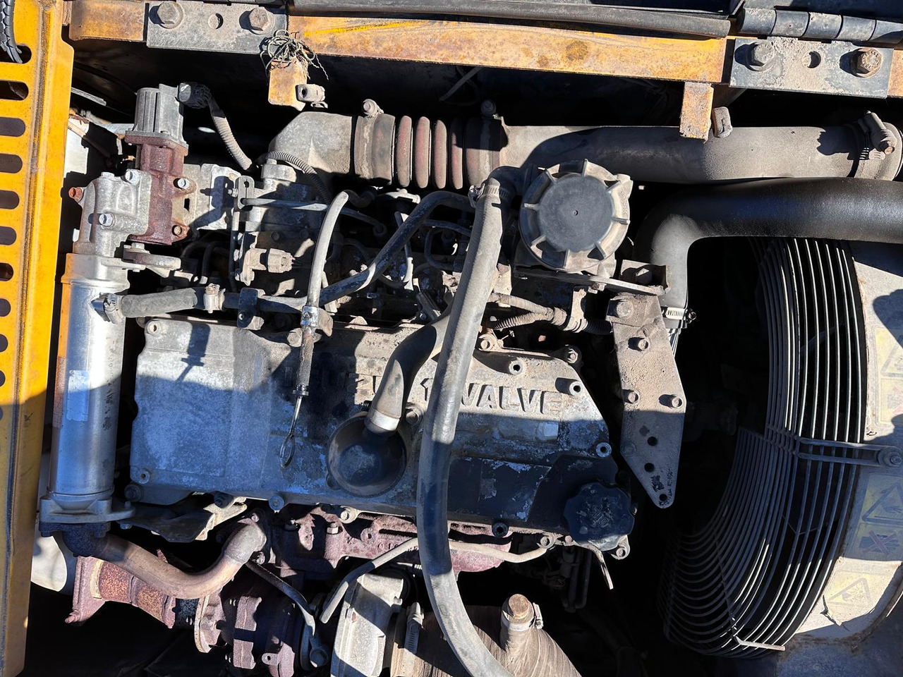 履带式挖掘机 JCB JS 220 LC ISUZU Turbo 175 Hp Rototilt Klima：图11