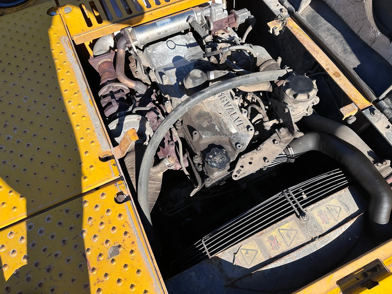 履带式挖掘机 JCB JS 220 LC ISUZU Turbo 175 Hp Rototilt Klima：图12
