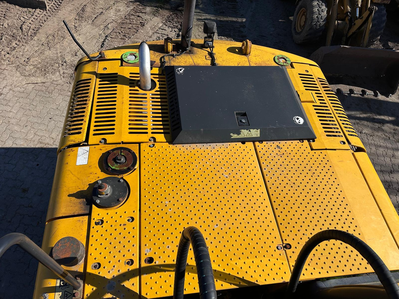 履带式挖掘机 JCB JS 220 LC ISUZU Turbo 175 Hp Rototilt Klima：图9