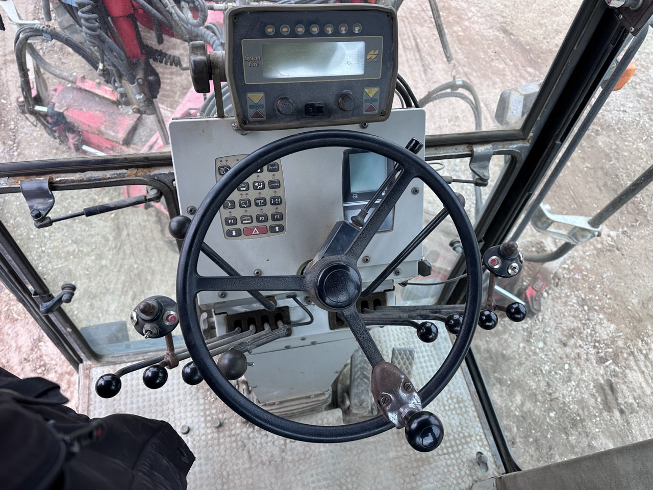 平路机 O&K F 106.5 - 6x6 Laser Topcon- Klima Cummins 6 Zyl.：图8