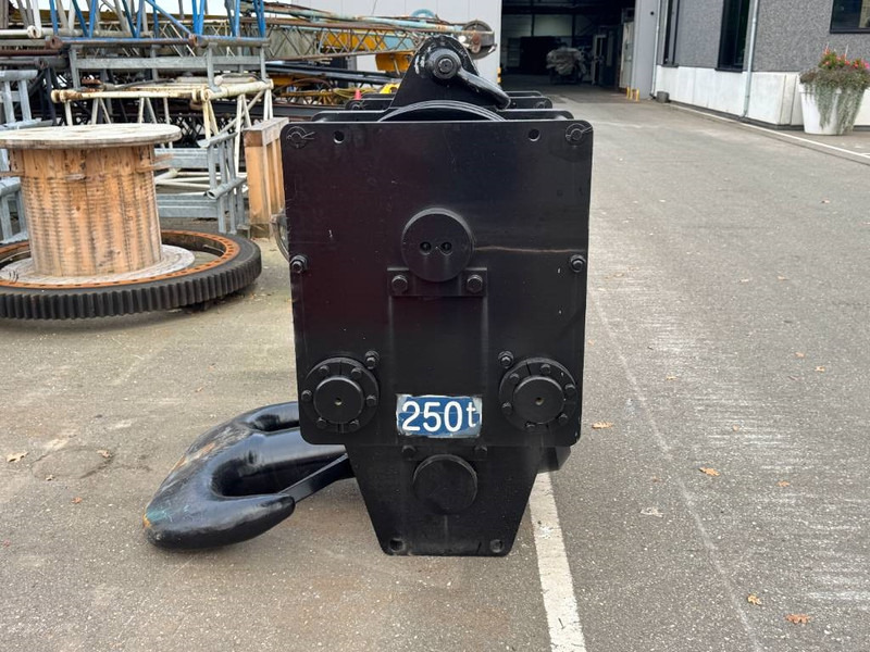 Kobelco CKE 2500 - 装载起重机 适用于 建筑机械:图4 Kobelco CKE 2500 - 装载起重机 适用于 建筑机械:图4