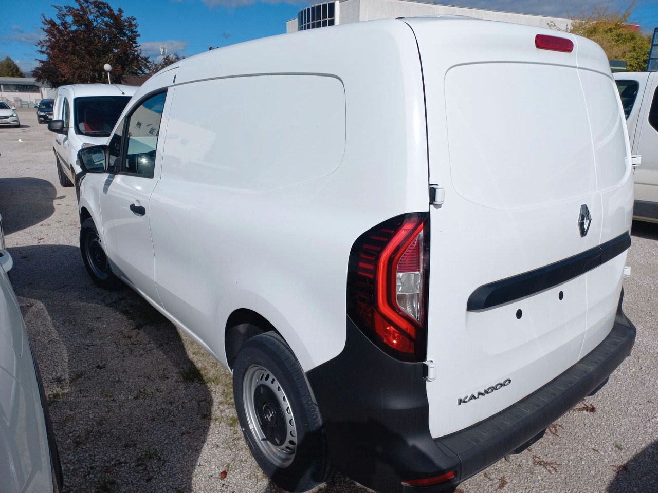 Renault Kangoo Van Comfort Open Sesame 115 - 紧凑型面包车:图3 Renault Kangoo Van Comfort Open Sesame 115 - 紧凑型面包车:图3