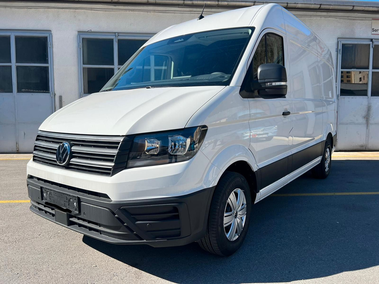 Volkswagen Crafter Kasten 35 L3H3 140 Kamera-Temp-Lager - 无侧窗厢式货车:图2 Volkswagen Crafter Kasten 35 L3H3 140 Kamera-Temp-Lager - 无侧窗厢式货车:图2