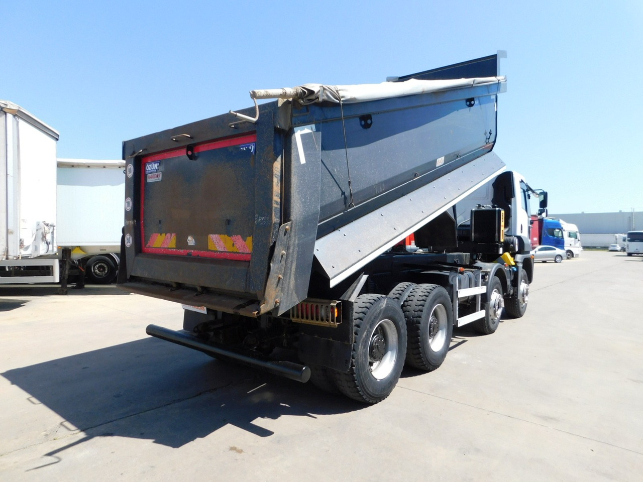 Ford 4142d 8x4 dcab e6 16s2230 - 翻斗车:图3 Ford 4142d 8x4 dcab e6 16s2230 - 翻斗车:图3