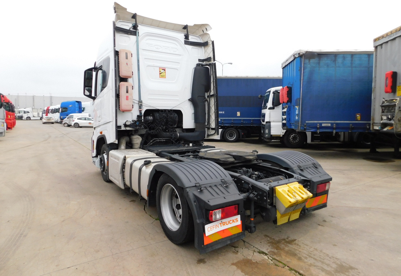 Ford F max ll 4x2 scab e6 12tx2620 - 牵引车:图4 Ford F max ll 4x2 scab e6 12tx2620 - 牵引车:图4