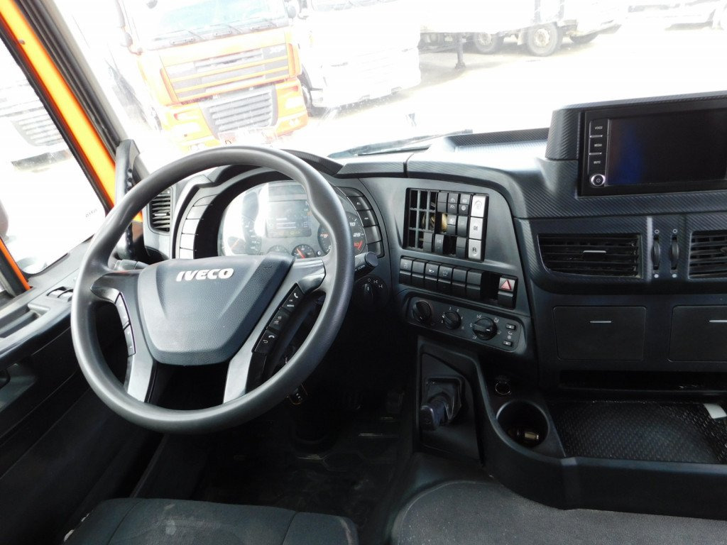 混凝土搅拌车 Iveco Ad340tb：图7