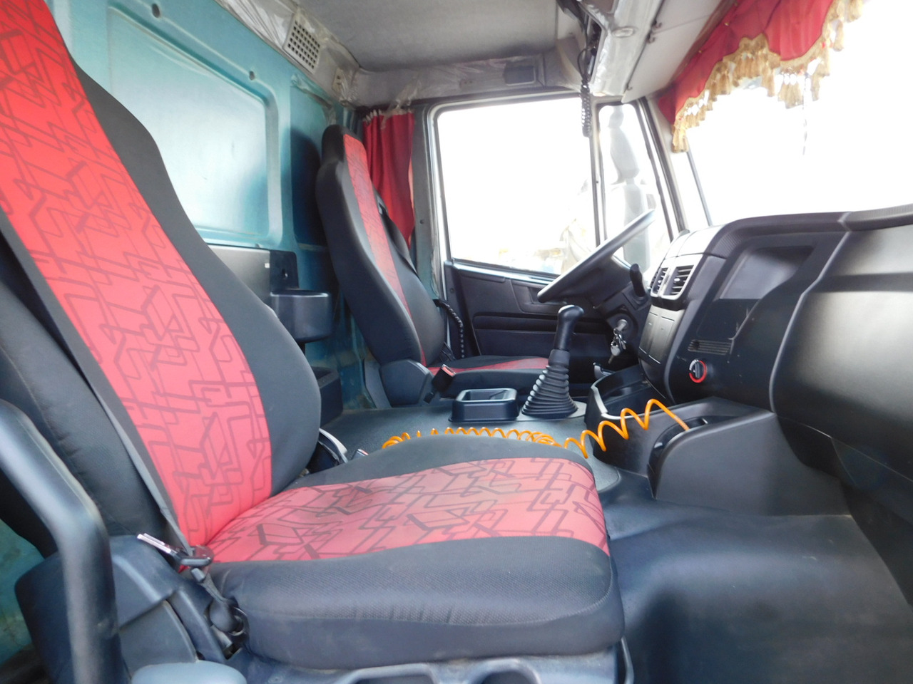Iveco Ad410t - 翻斗车:图5 Iveco Ad410t - 翻斗车:图5