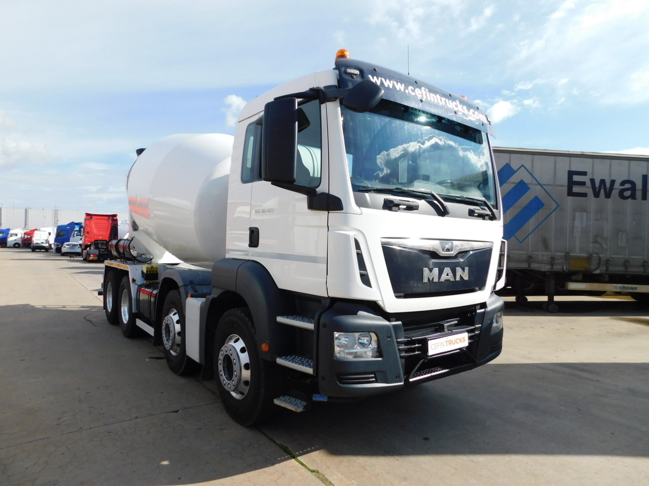 Man Tgs 32420 - 混凝土搅拌车:图2 Man Tgs 32420 - 混凝土搅拌车:图2