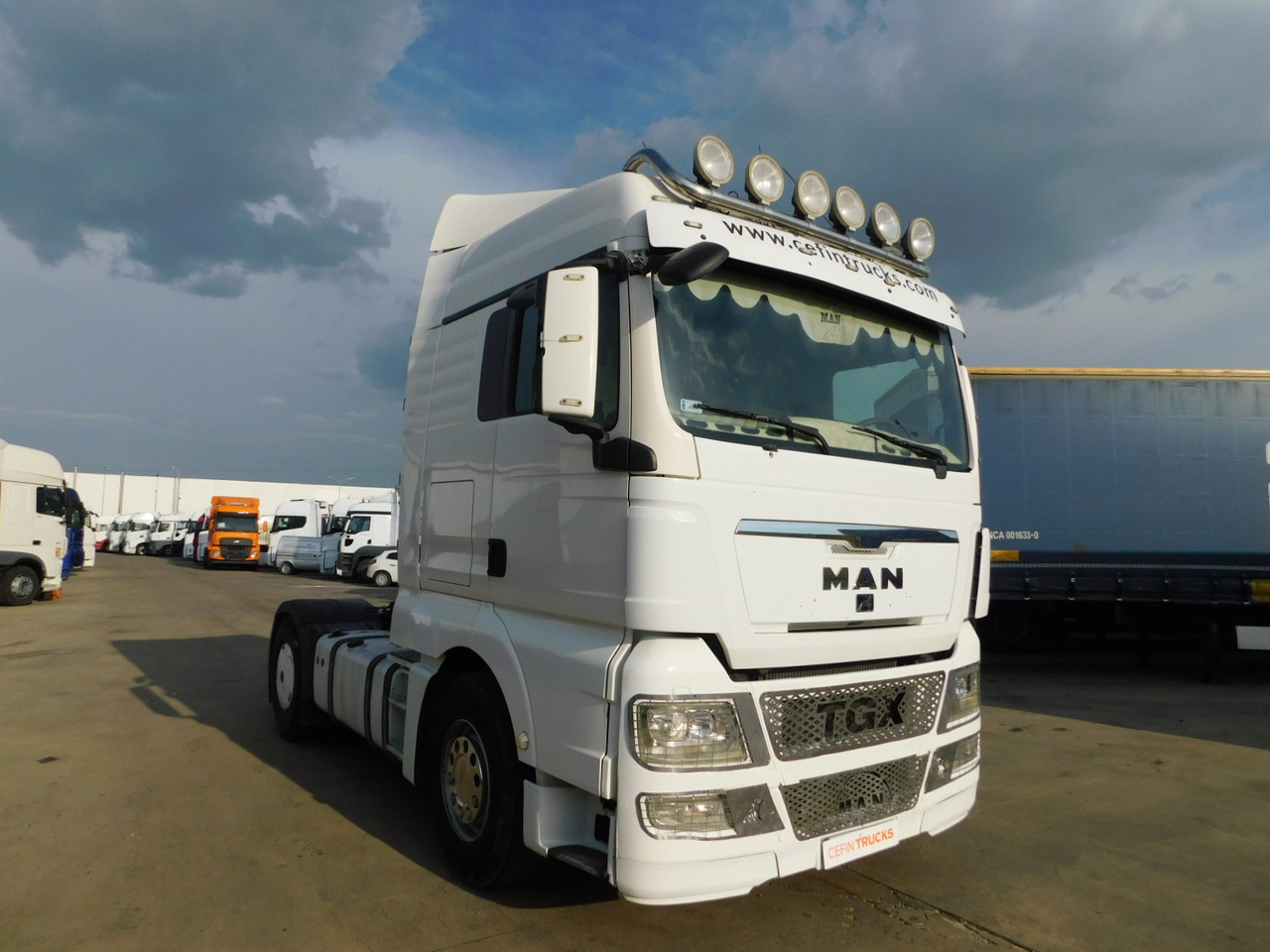 Man Tgx 18440 - 牵引车:图2 Man Tgx 18440 - 牵引车:图2