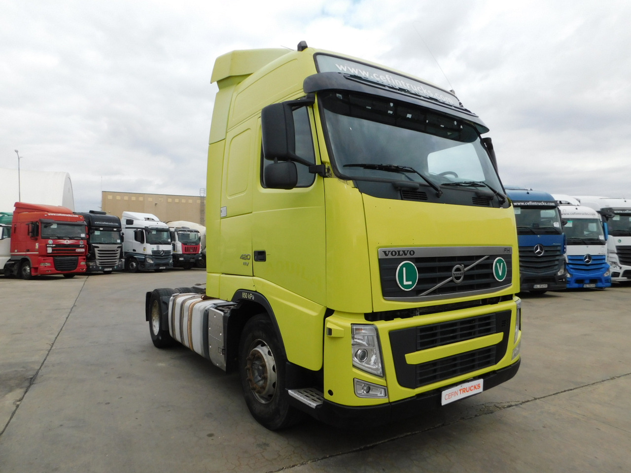 Volvo Fh420 - 牵引车:图2 Volvo Fh420 - 牵引车:图2