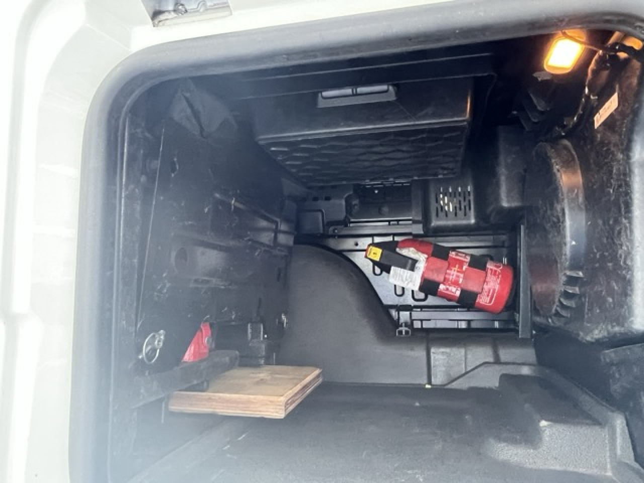 MAN TGX 18.510 4x2 BL SA Euro6 Retarder Klima ZV - 牵引车:图3 MAN TGX 18.510 4x2 BL SA Euro6 Retarder Klima ZV - 牵引车:图3