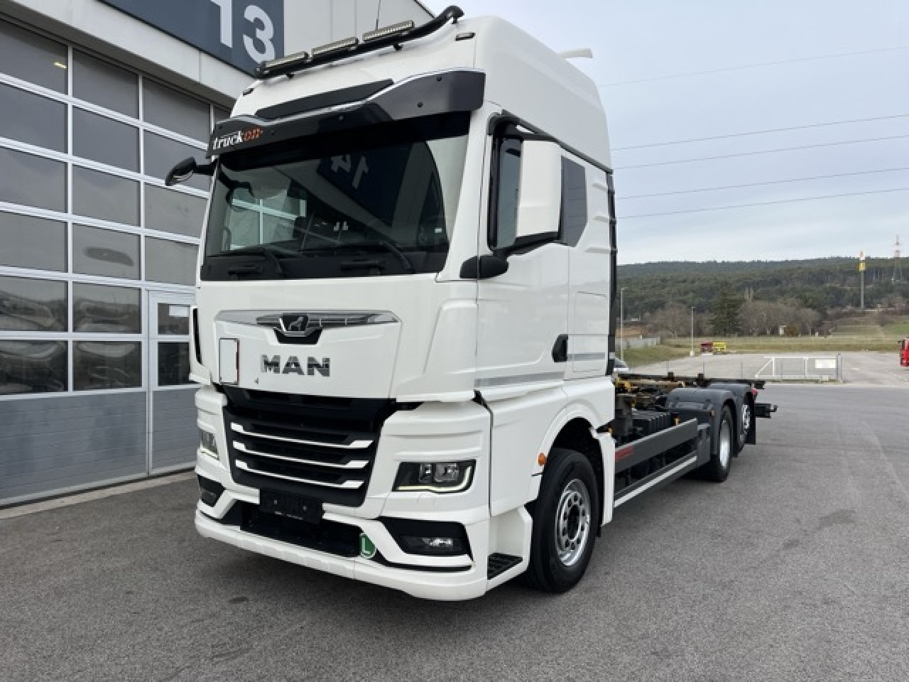 MAN TGX 26.470 6x2-4 LL CH Multiwechsler Euro6 Klima - 集装箱运输车/ 可拆卸车身的卡车:图1 MAN TGX 26.470 6x2-4 LL CH Multiwechsler Euro6 Klima - 集装箱运输车/ 可拆卸车身的卡车:图1