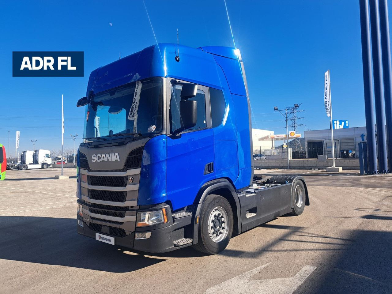 UVES01250011 - 牵引车:图1 UVES01250011 - 牵引车:图1