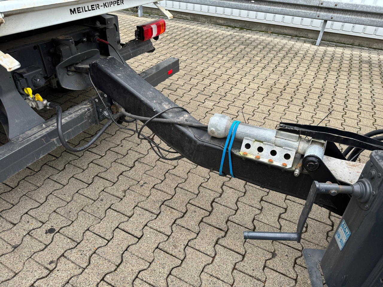 APK 52-12-3Z APK 52-12-3Z - 栏板式/ 平板拖车:图3 APK 52-12-3Z APK 52-12-3Z - 栏板式/ 平板拖车:图3