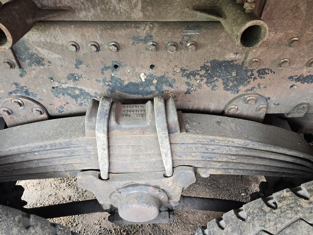 ASTRA HHD8 86.48-80 8x6 ASTRA HHD8 86.48-80 8x6 Mulde ca. 23m³ - 自卸车:图3 ASTRA HHD8 86.48-80 8x6 ASTRA HHD8 86.48-80 8x6 Mulde ca. 23m³ - 自卸车:图3