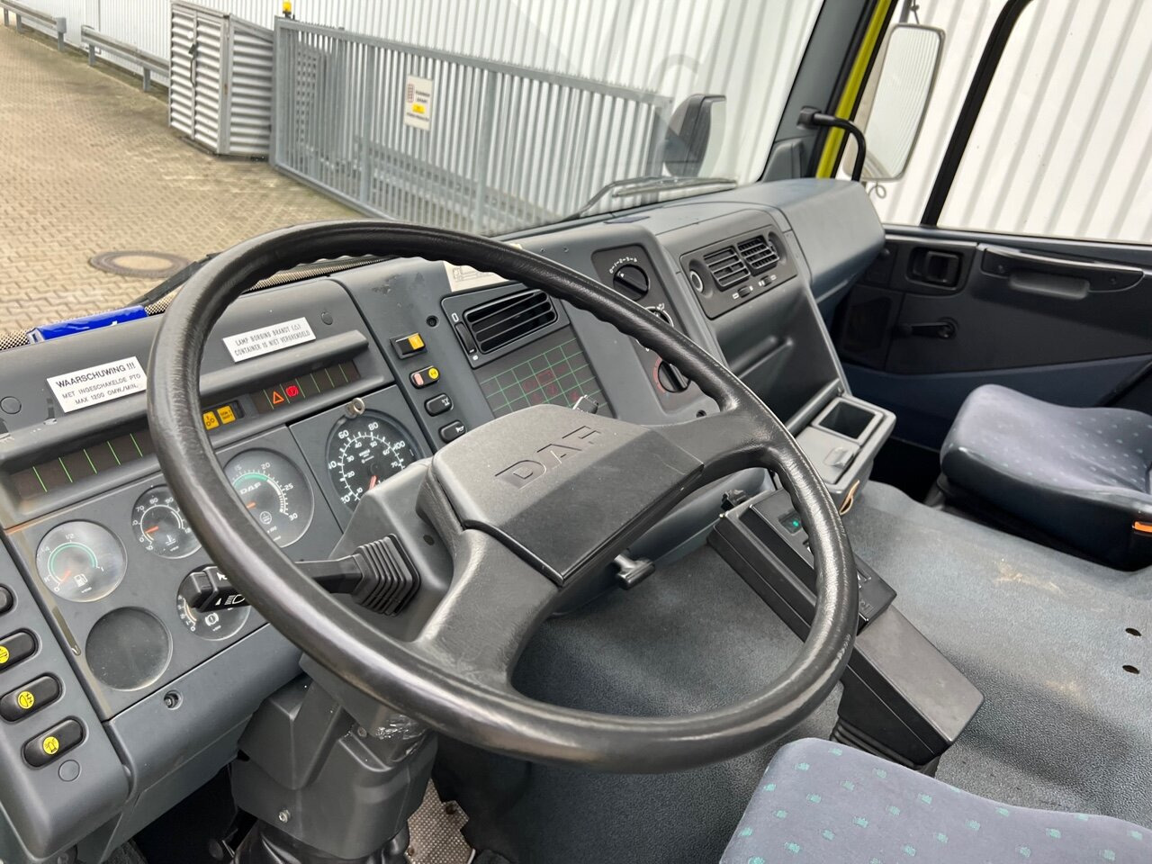 DAF 65.210 4x4 65.210 4x4 - 吊钩升降车:图4 DAF 65.210 4x4 65.210 4x4 - 吊钩升降车:图4