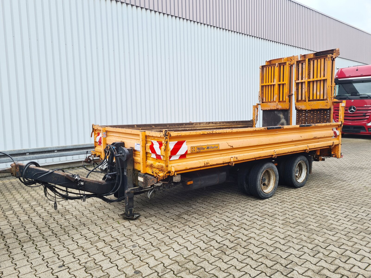 ETK-TA ETK-TA, hydr. Auffahrrampen - 工程机械拖车:图1 ETK-TA ETK-TA, hydr. Auffahrrampen - 工程机械拖车:图1