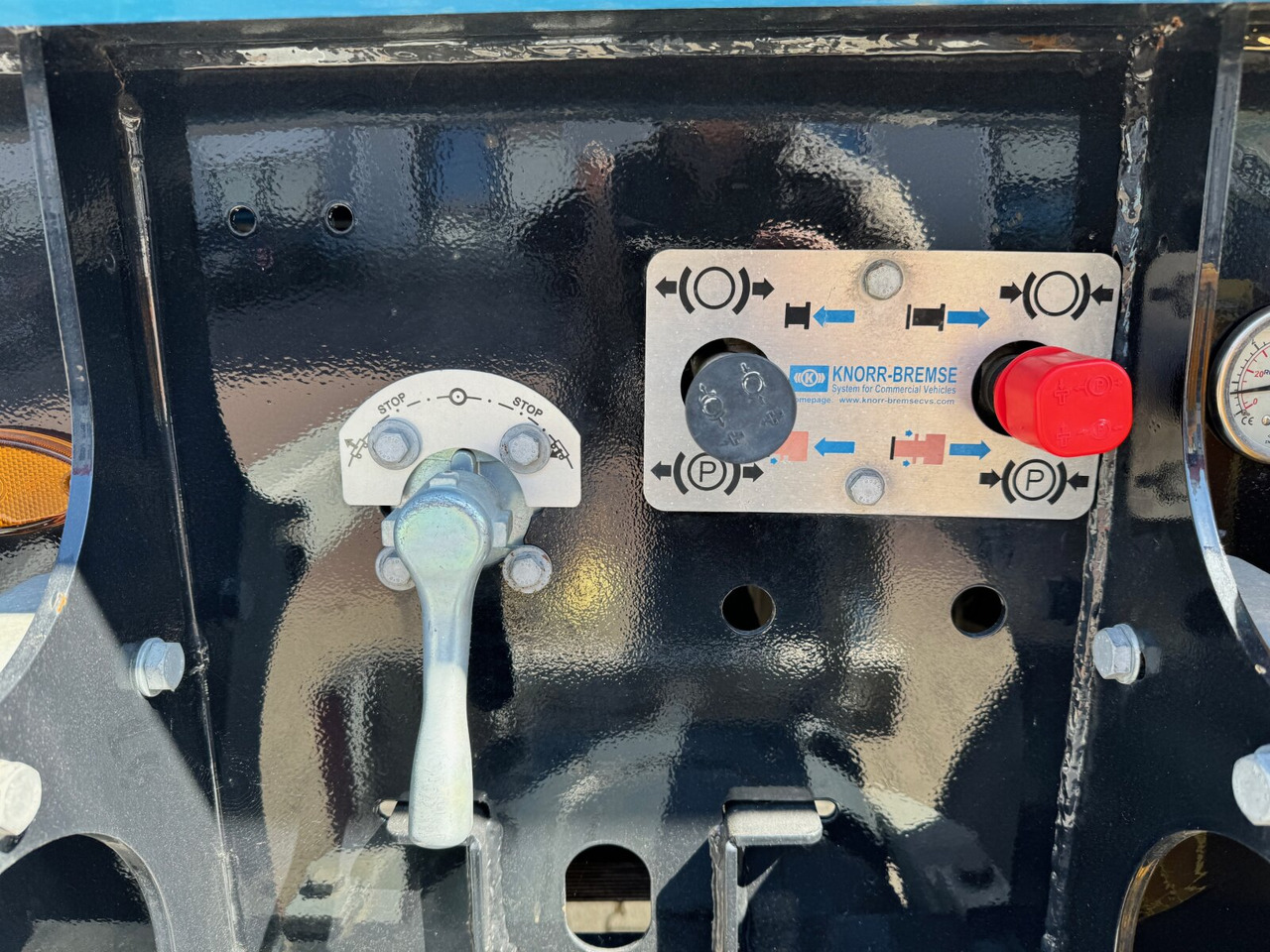 Euro ATM 27 Euro ATM 27, HARDOX Stahlmulde ca. 27m³, Liftachse - 半挂车:图2 Euro ATM 27 Euro ATM 27, HARDOX Stahlmulde ca. 27m³, Liftachse - 半挂车:图2