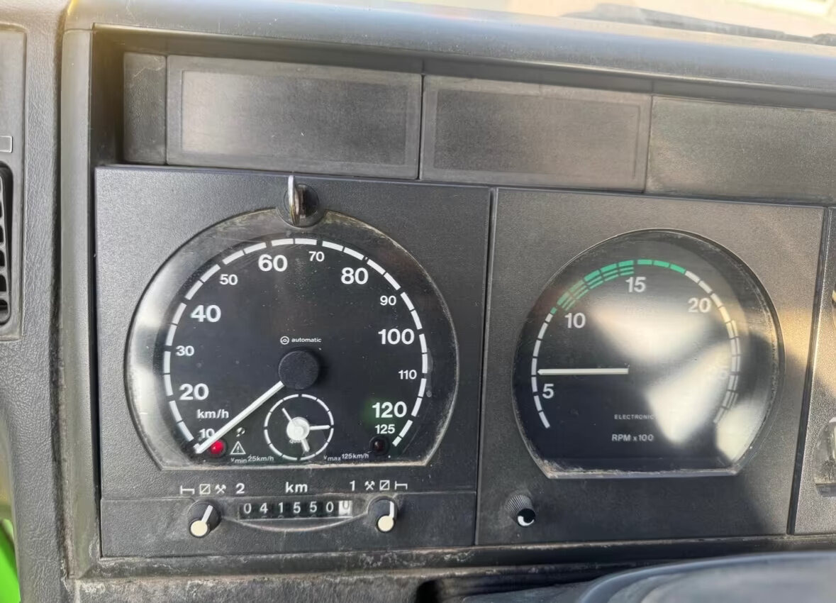 Euro Tech 410EH42 8x8 Euro Tech 410EH42 8x8, Abrollkipper - 吊钩升降车:图2 Euro Tech 410EH42 8x8 Euro Tech 410EH42 8x8, Abrollkipper - 吊钩升降车:图2