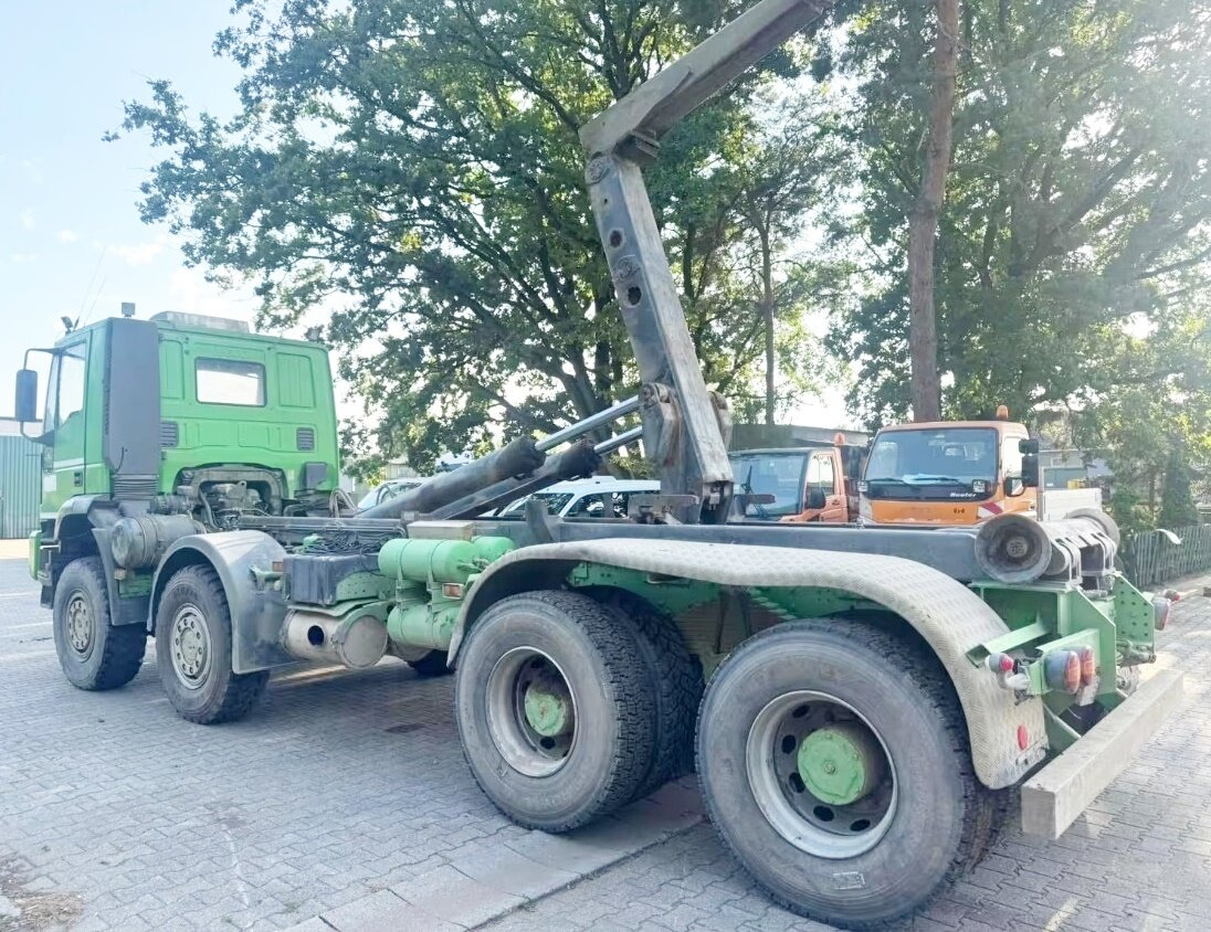 Euro Tech 410EH42 8x8 Euro Tech 410EH42 8x8, Abrollkipper - 吊钩升降车:图5 Euro Tech 410EH42 8x8 Euro Tech 410EH42 8x8, Abrollkipper - 吊钩升降车:图5