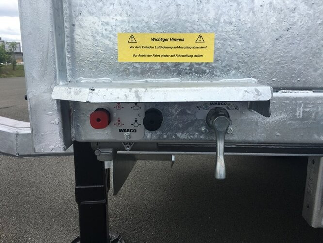 F-A-G Absetzanhänger F-A-G Anhänger für Absetzcontainer 14t Gesamtgew. - 滚出式/ 箕斗拖车:图2 F-A-G Absetzanhänger F-A-G Anhänger für Absetzcontainer 14t Gesamtgew. - 滚出式/ 箕斗拖车:图2