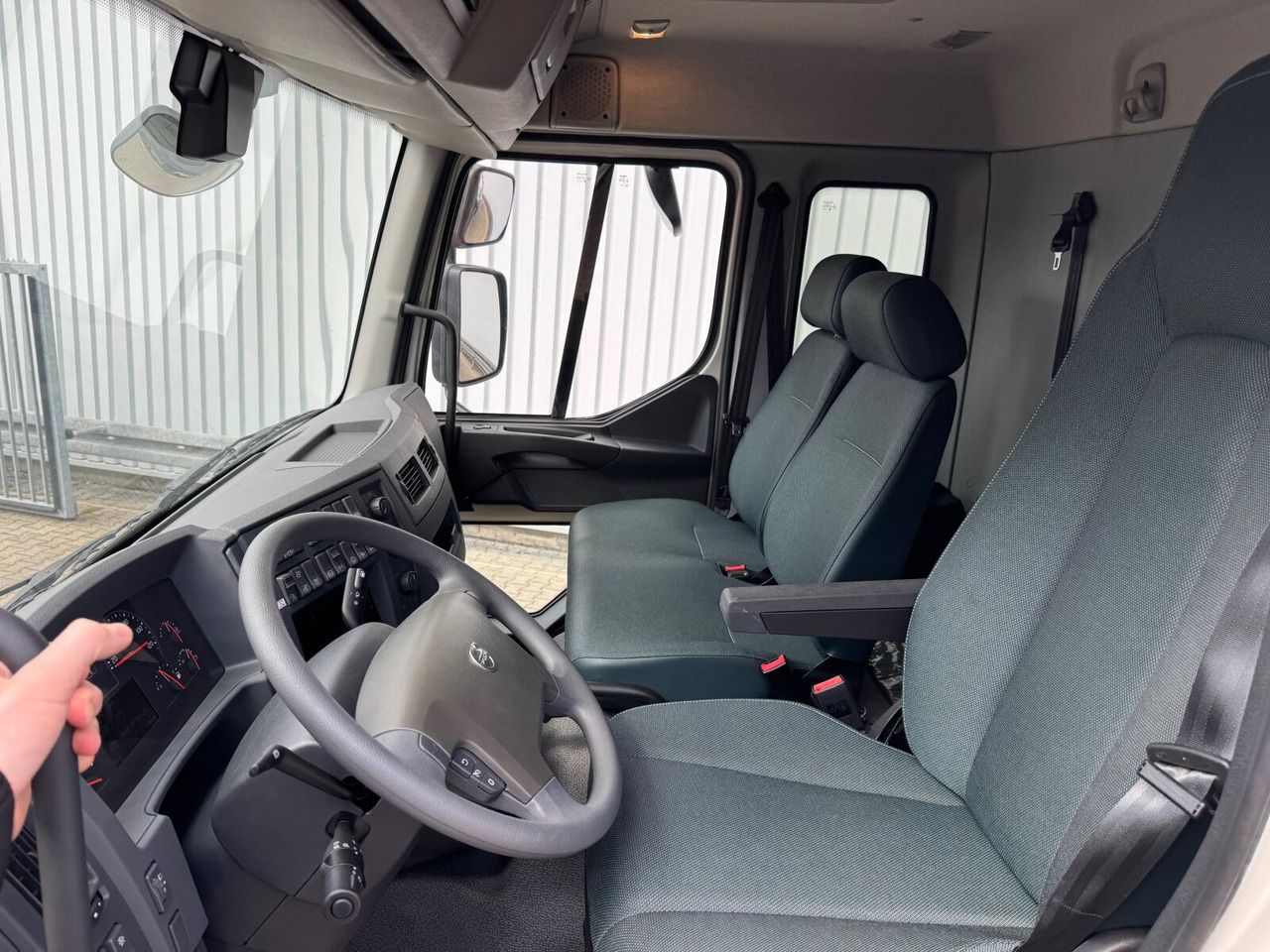 FL 280 4x4 FL 280 4x4 - 翻斗车:图2 FL 280 4x4 FL 280 4x4 - 翻斗车:图2