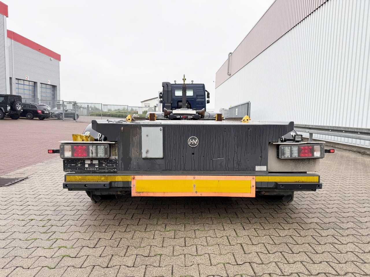 HTM 13.35 P HTM 13.35 P Absetzanhänger - 栏板式/ 平板拖车:图5 HTM 13.35 P HTM 13.35 P Absetzanhänger - 栏板式/ 平板拖车:图5