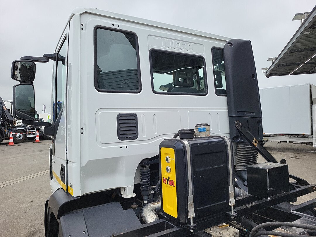 Iveco EuroCargo ML120E22 4x2 EuroCargo ML120E22 4x2, City-Abroller - 吊钩升降车:图2 Iveco EuroCargo ML120E22 4x2 EuroCargo ML120E22 4x2, City-Abroller - 吊钩升降车:图2