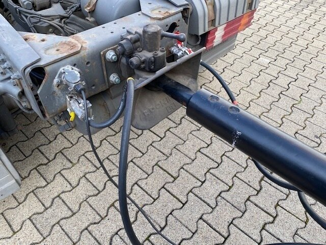 Krone AZW 18 AZW 18 - 封闭厢式拖车:图3 Krone AZW 18 AZW 18 - 封闭厢式拖车:图3