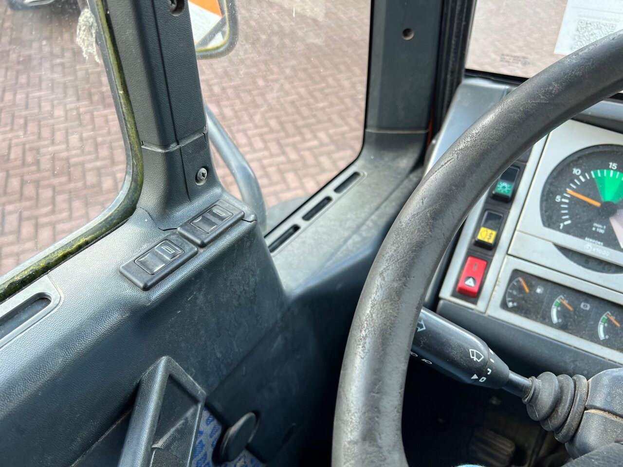 翻斗车 MAN 14.225 LAK 4x4 BB Doka 14.225 LAK 4x4 BB Doka, Winterdienstausstattung:图6 翻斗车 MAN 14.225 LAK 4x4 BB Doka 14.225 LAK 4x4 BB Doka, Winterdienstausstattung:图6