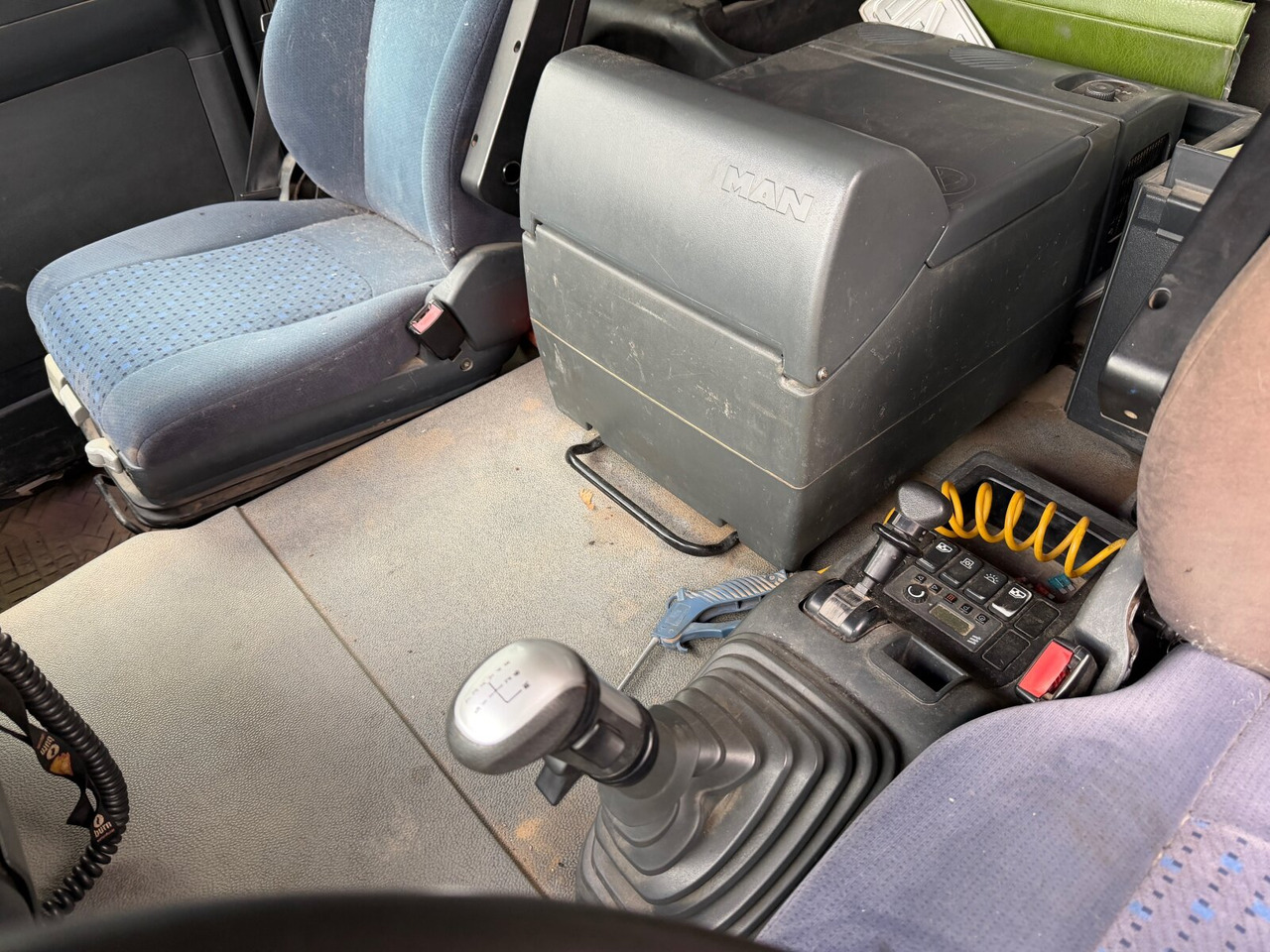 MAN TGA 18.440 4x4 BL TGA 18.440 4x4 BL, Hydraulik - 牵引车:图5 MAN TGA 18.440 4x4 BL TGA 18.440 4x4 BL, Hydraulik - 牵引车:图5