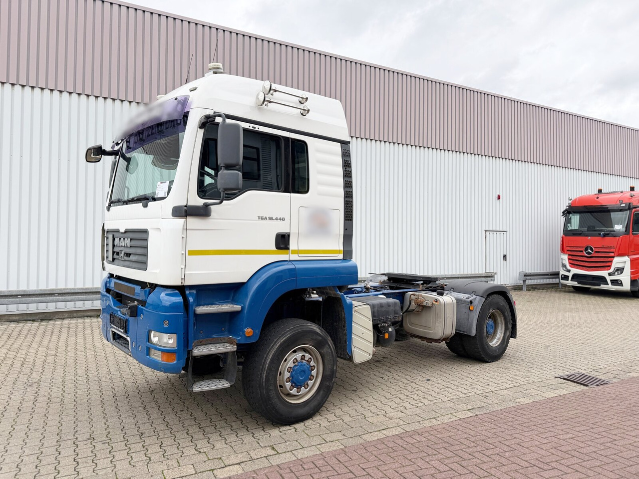 MAN TGA 18.440 4x4 BL TGA 18.440 4x4 BL, Hydraulik - 牵引车:图1 MAN TGA 18.440 4x4 BL TGA 18.440 4x4 BL, Hydraulik - 牵引车:图1