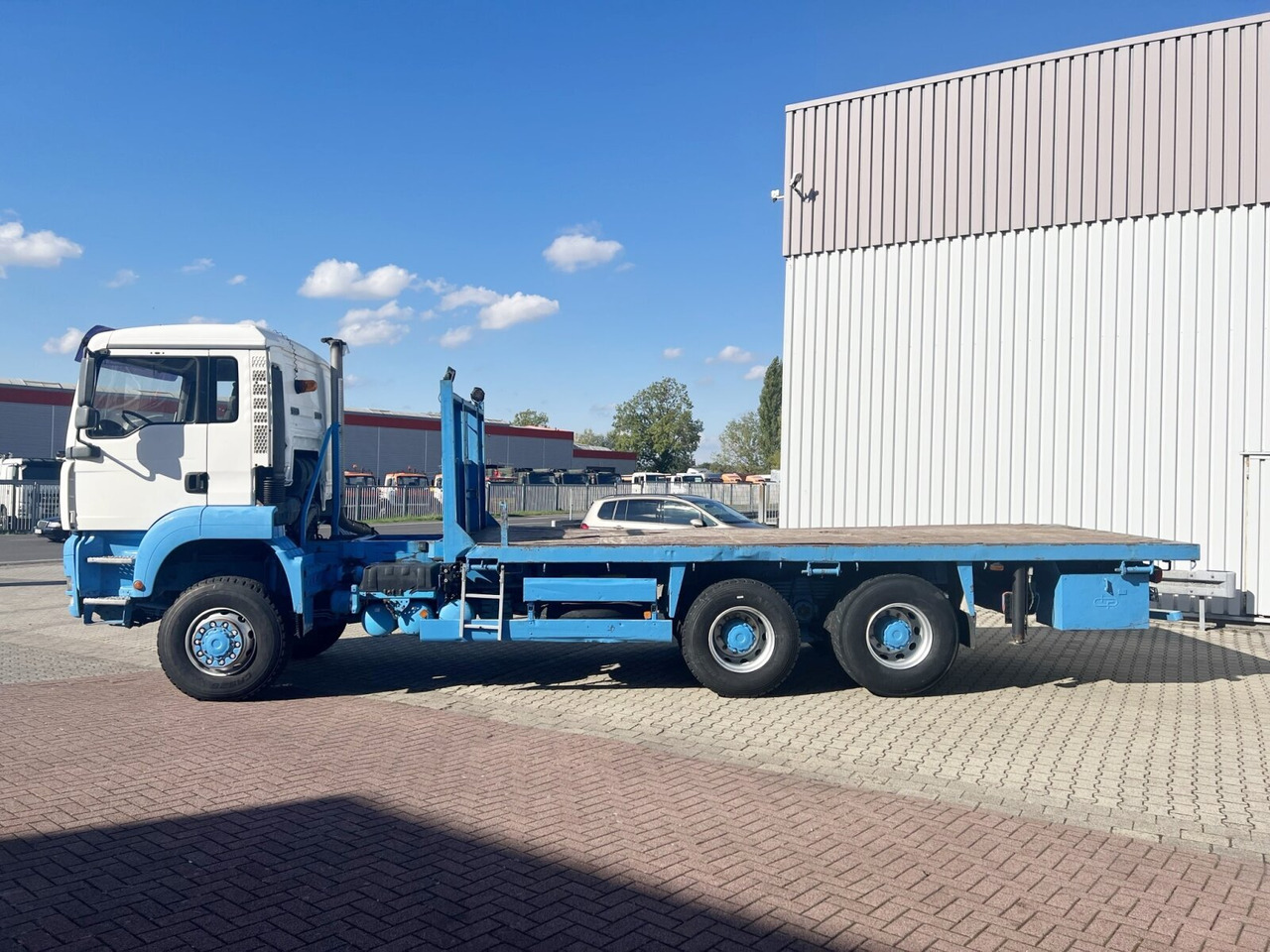 MAN TGA 26.310 6X6 BB TGA 26.310 6X6 BB - 吊钩升降车:图2 MAN TGA 26.310 6X6 BB TGA 26.310 6X6 BB - 吊钩升降车:图2