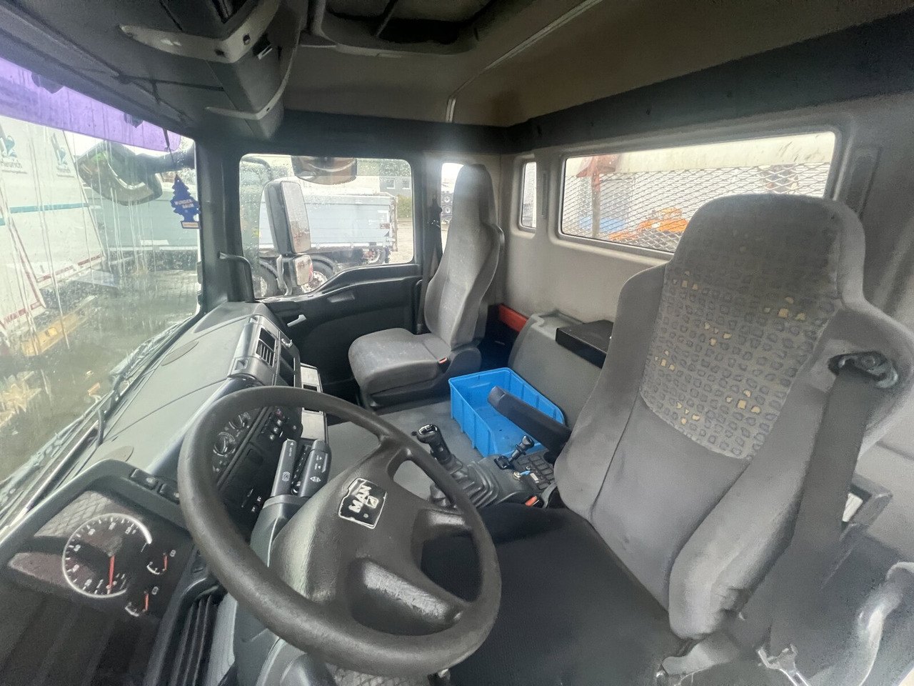 MAN TGA 26.360 6X2/4 BL TGA 26.360 6X2/4 BL, Vorlauf Lenk-Liftachse - 箕斗装载车:图3 MAN TGA 26.360 6X2/4 BL TGA 26.360 6X2/4 BL, Vorlauf Lenk-Liftachse - 箕斗装载车:图3