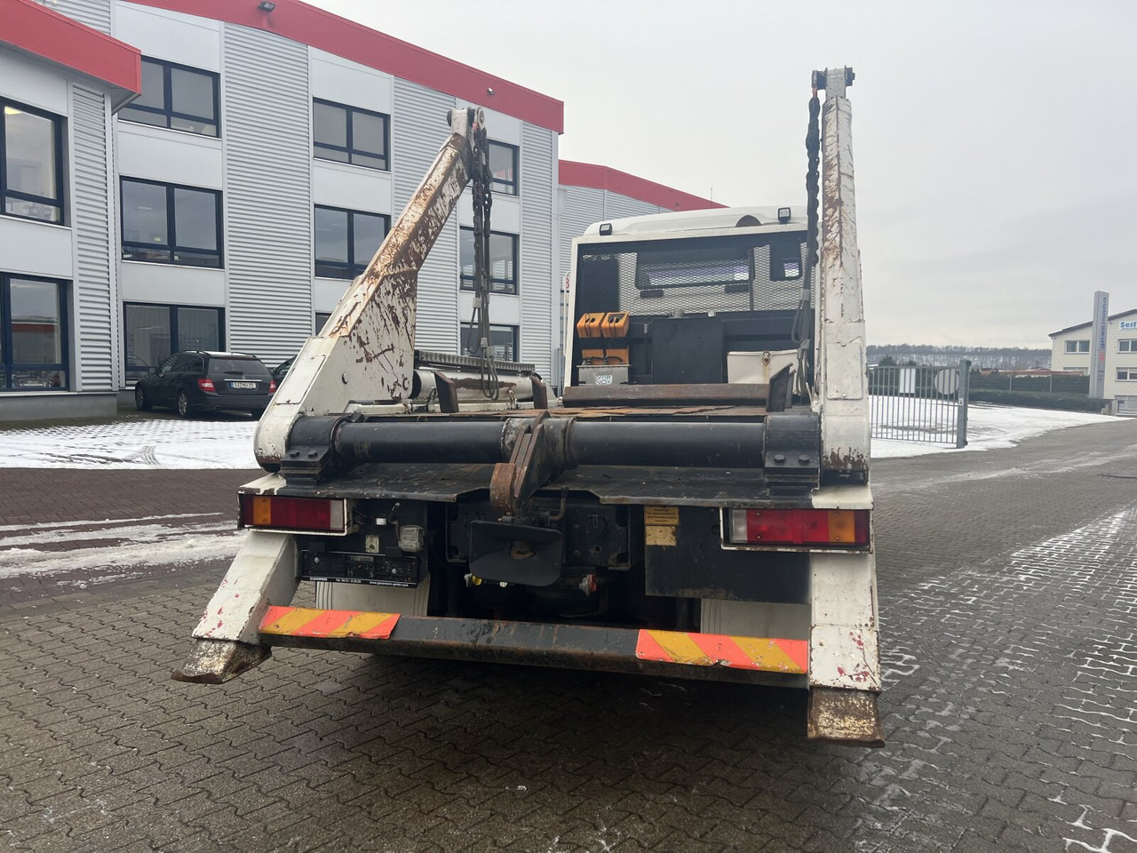 MAN TGA 26.360 6X2/4 BL TGA 26.360 6X2/4 BL, Vorlauf Lenk-Liftachse 租赁 MAN TGA 26.360 6X2/4 BL TGA 26.360 6X2/4 BL, Vorlauf Lenk-Liftachse：图11
