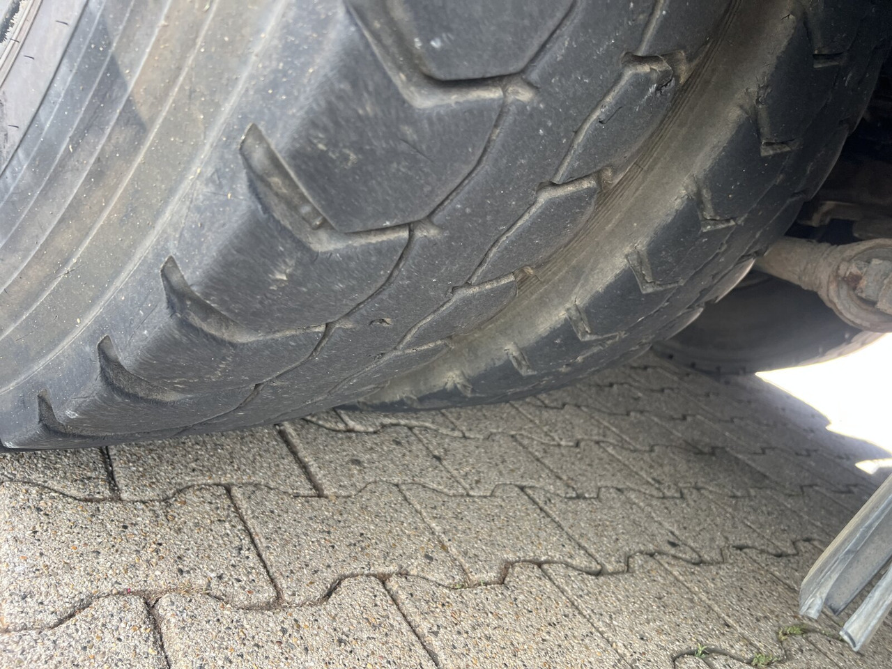 翻斗车, 起重车 MAN TGA 26.363/410 6x4 BB TGA 26.363/410 6x4 BB, 2-S-Alukipper：图15