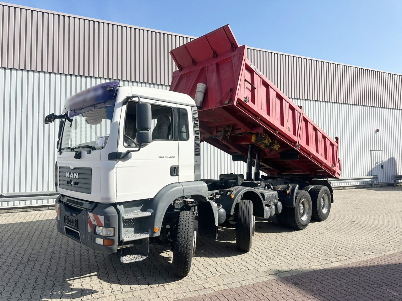 MAN TGA 35.400/440 8x4 BB TGA 35.400/440 8x4 BB - 翻斗车:图1 MAN TGA 35.400/440 8x4 BB TGA 35.400/440 8x4 BB - 翻斗车:图1