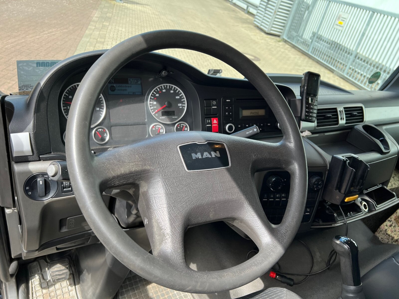 MAN TGL 12.220 4X2 BL TGL 12.220 4X2 BL mit MBB LBW 1500K - 厢式卡车:图4 MAN TGL 12.220 4X2 BL TGL 12.220 4X2 BL mit MBB LBW 1500K - 厢式卡车:图4