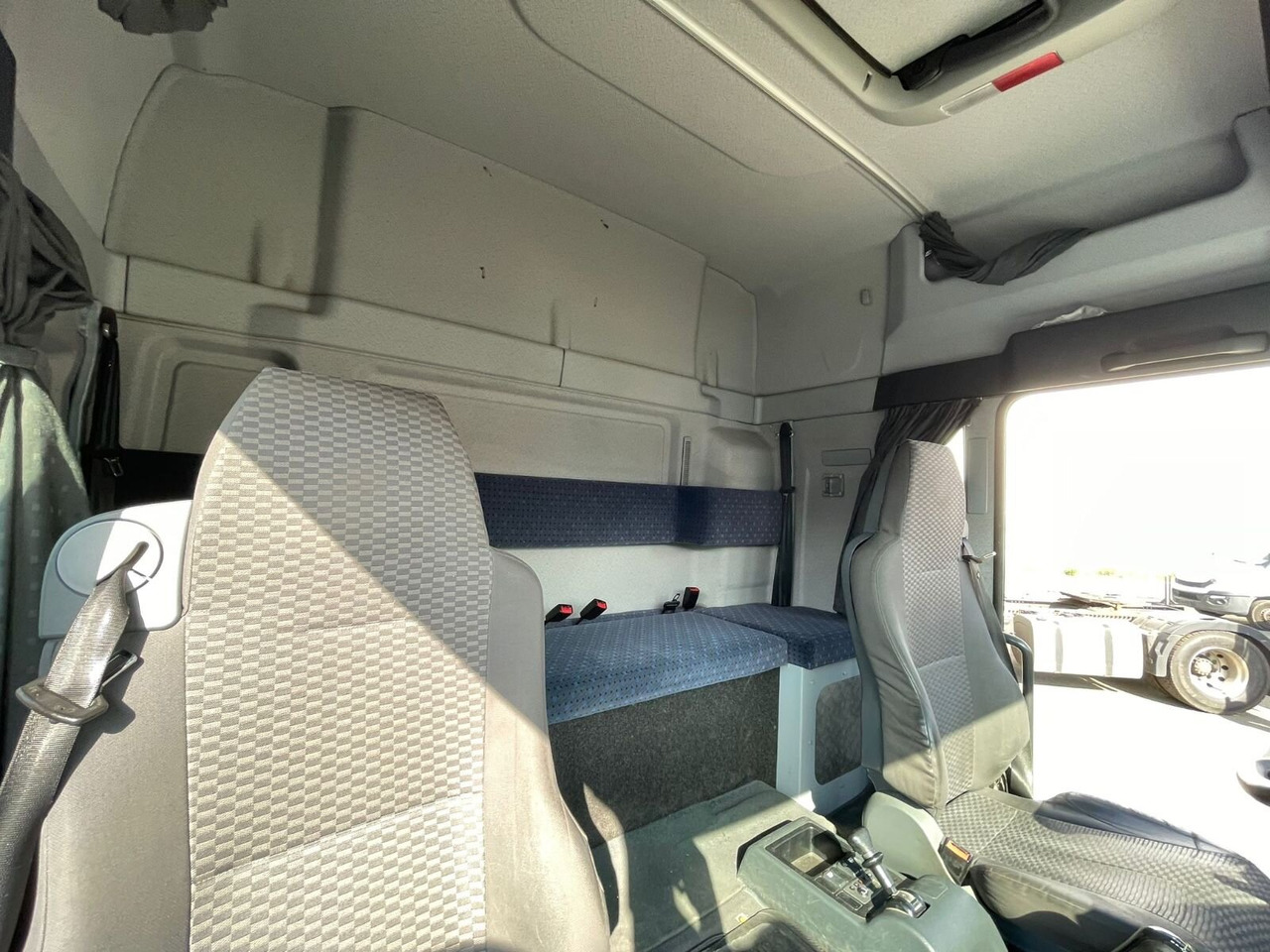 MAN TGM 18.330 4X2 LL TGM 18.330 4X2 LL, Fahrschulausstattung - 卡车:图4 MAN TGM 18.330 4X2 LL TGM 18.330 4X2 LL, Fahrschulausstattung - 卡车:图4