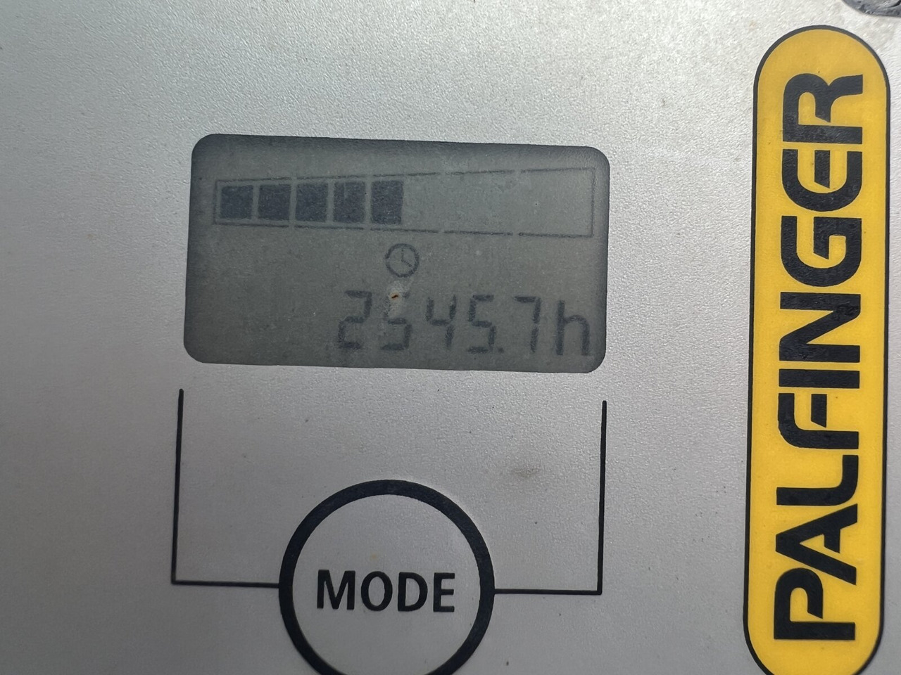 MAN TGS 26.400 6x2-4 LL TGS 26.400 6x2-4 LL, Navi, Lenk-/Liftachse, Heckkran Palfinger PK20001-K B, Funk - 起重车, 栏板式/ 平板卡车:图2 MAN TGS 26.400 6x2-4 LL TGS 26.400 6x2-4 LL, Navi, Lenk-/Liftachse, Heckkran Palfinger PK20001-K B, Funk - 起重车, 栏板式/ 平板卡车:图2