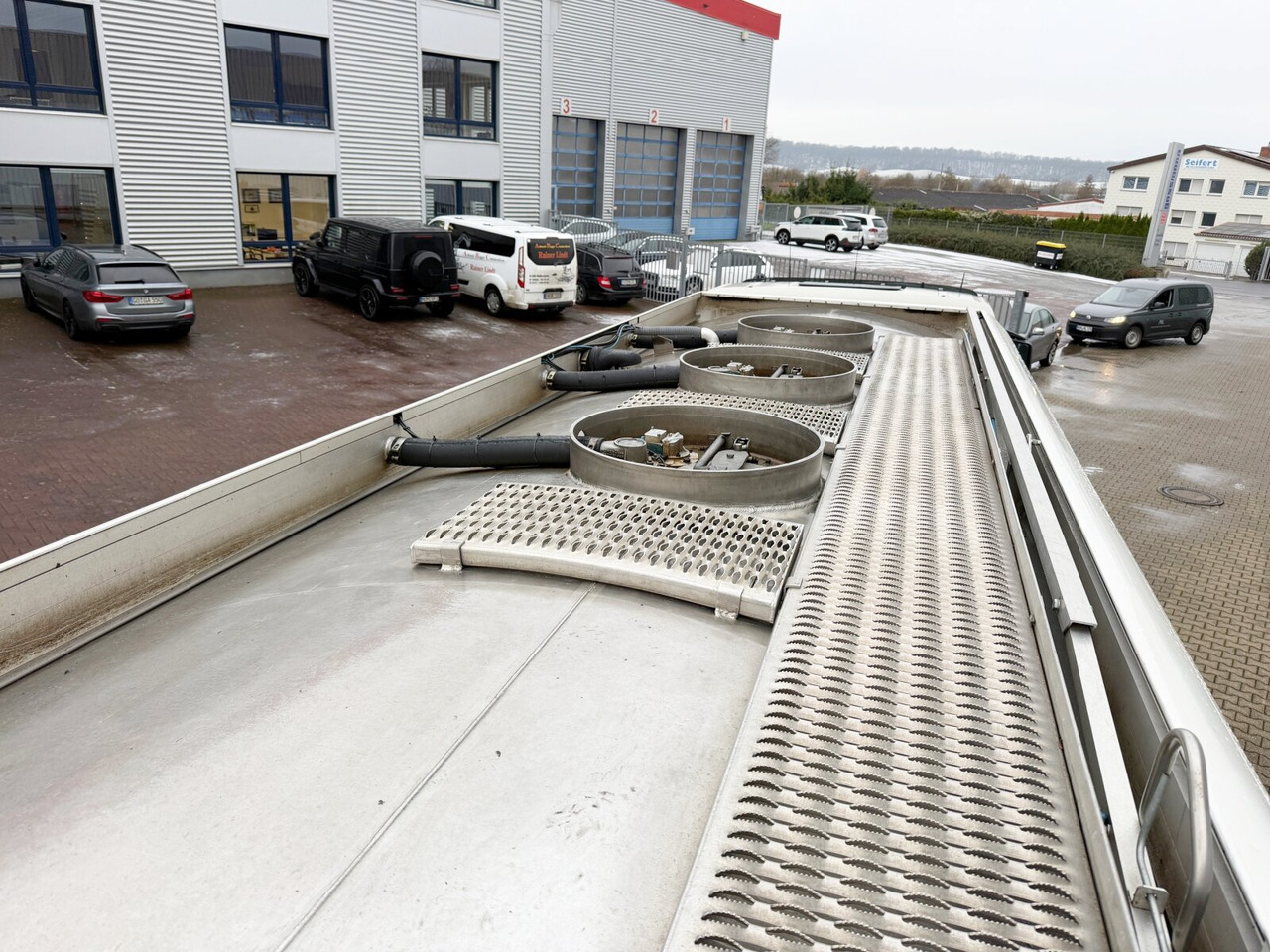 MAN TGS 26.440 6x2-4 BL TGS 26.440 6x2-4 BL, Lenk-/Liftachse, ADR, Esterer Tank ca. 20.340l, 3 Kammern - 罐车:图3 MAN TGS 26.440 6x2-4 BL TGS 26.440 6x2-4 BL, Lenk-/Liftachse, ADR, Esterer Tank ca. 20.340l, 3 Kammern - 罐车:图3