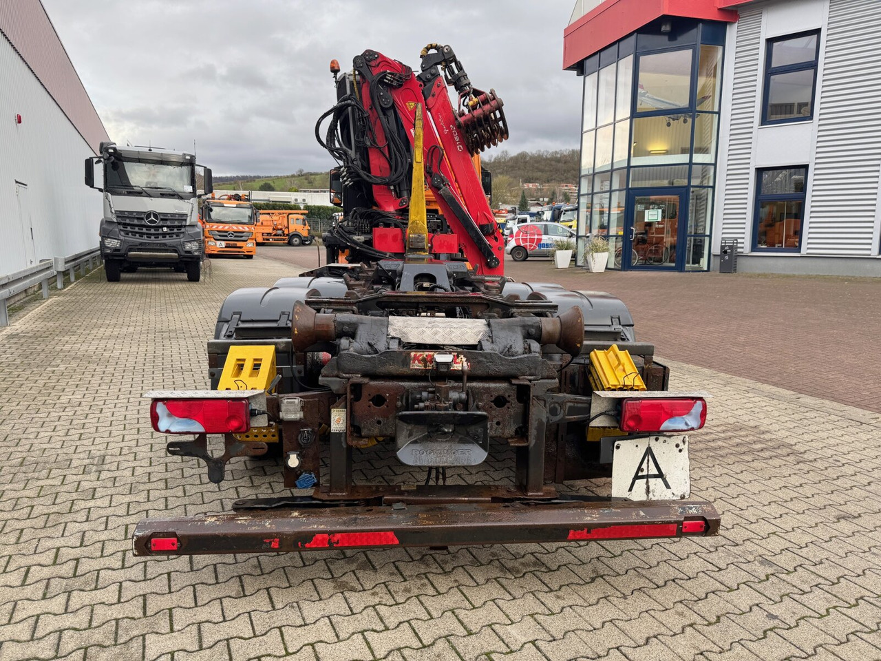 吊钩升降车, 起重车 MAN TGS 26.440 6x2-4 BL TGS 26.440 6x2-4 BL, Lenk-/Liftachse, Krankabine, Kran Epsilon Q150Z96：图12