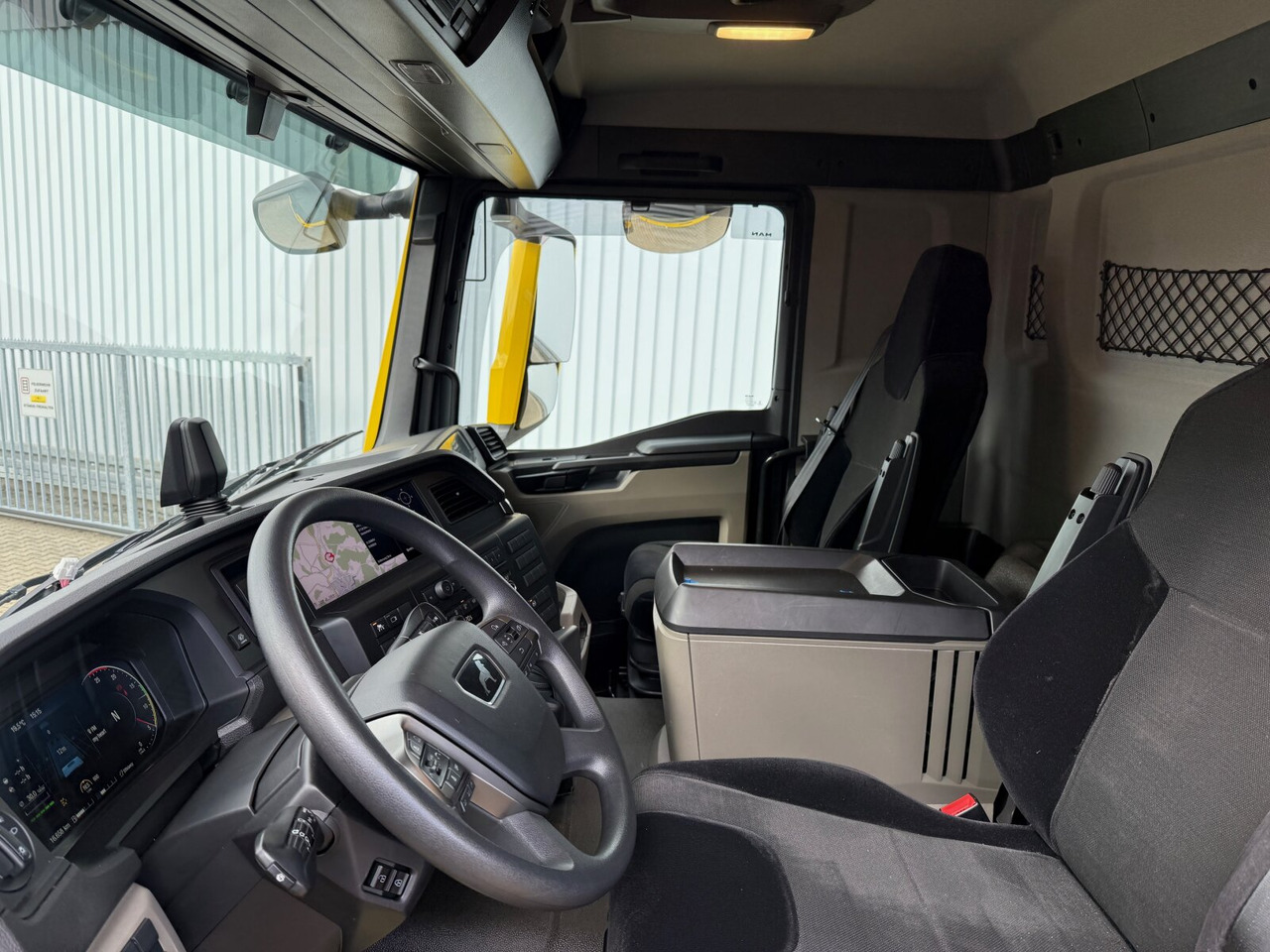 MAN TGS 26.470 6x6 BB TGS 26.470 6x6 BB, Hohe Bauart, Navi, Motorabtrieb, Bordmatik - 翻斗车:图5 MAN TGS 26.470 6x6 BB TGS 26.470 6x6 BB, Hohe Bauart, Navi, Motorabtrieb, Bordmatik - 翻斗车:图5