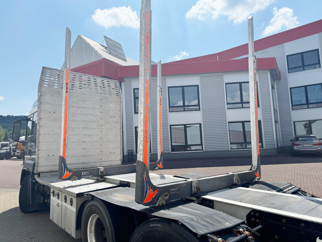 MAN TGS 26.500 6X4H-4 BL TGS 26.500 6X4H-4 BL, PriTarder, HydroDrive, Lenk-/Lift, Heckkran Epsilon M13Z83 - 木材运输车, 起重车:图2 MAN TGS 26.500 6X4H-4 BL TGS 26.500 6X4H-4 BL, PriTarder, HydroDrive, Lenk-/Lift, Heckkran Epsilon M13Z83 - 木材运输车, 起重车:图2