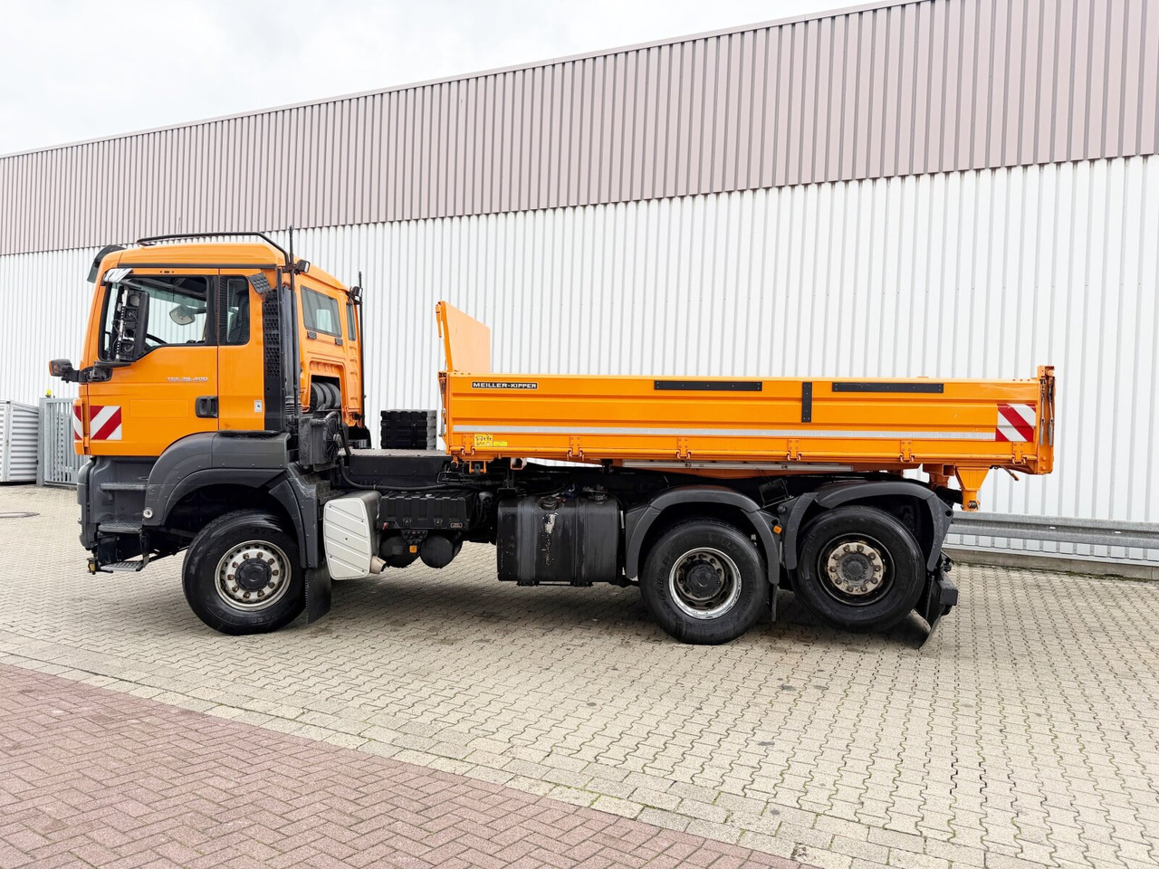 MAN TGS 28.400 6x4-4 BL TGS 28.400 6x4-4 BL, EEV, Lenk-/Liftachse, Wechselsystem - 翻斗车:图2 MAN TGS 28.400 6x4-4 BL TGS 28.400 6x4-4 BL, EEV, Lenk-/Liftachse, Wechselsystem - 翻斗车:图2