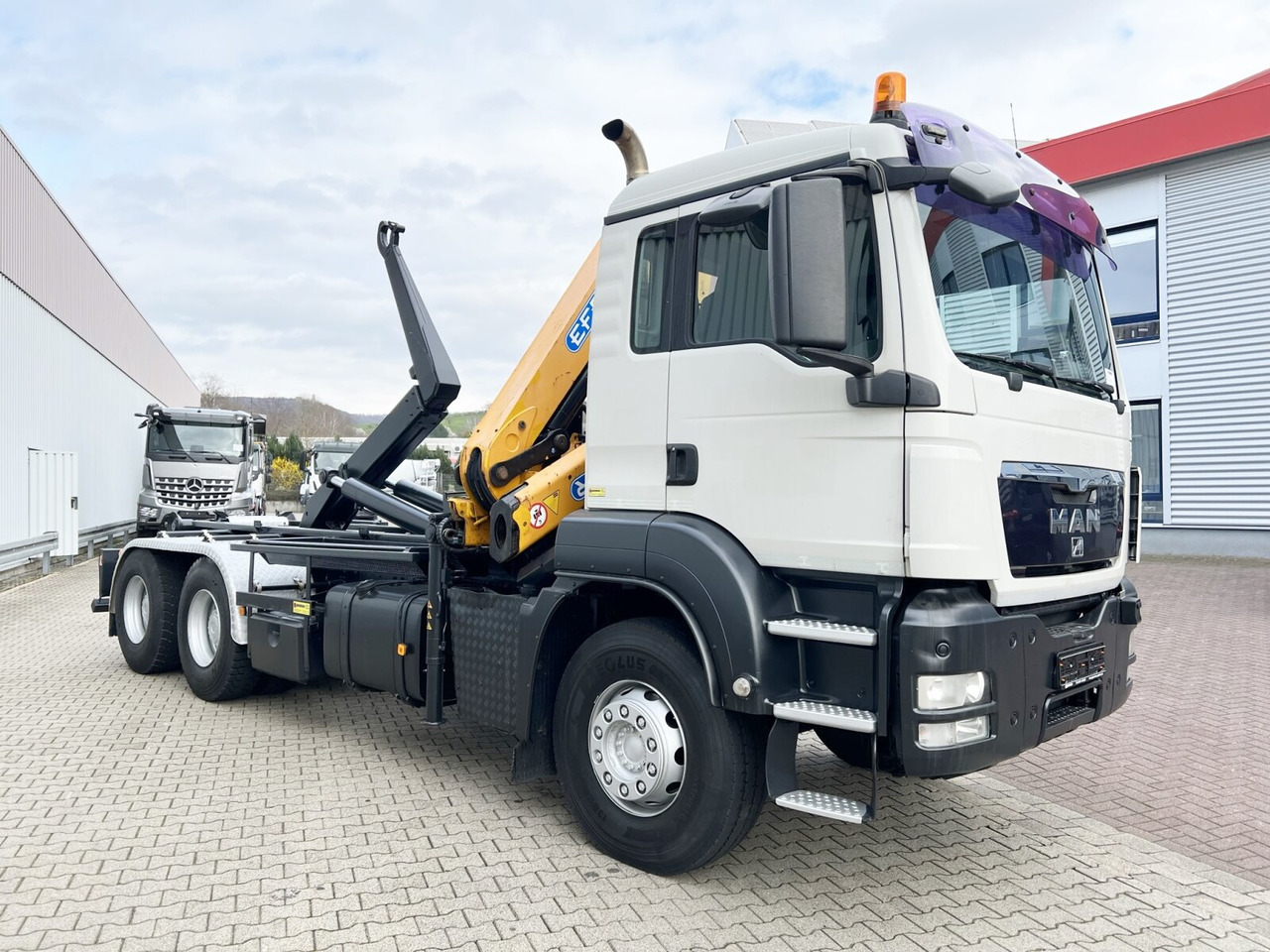 MAN TGS 33.440 6X4 BL TGS 33.440 6X4 BL mit Kran Effer 165-3S, Funk 租赁 MAN TGS 33.440 6X4 BL TGS 33.440 6X4 BL mit Kran Effer 165-3S, Funk：图9