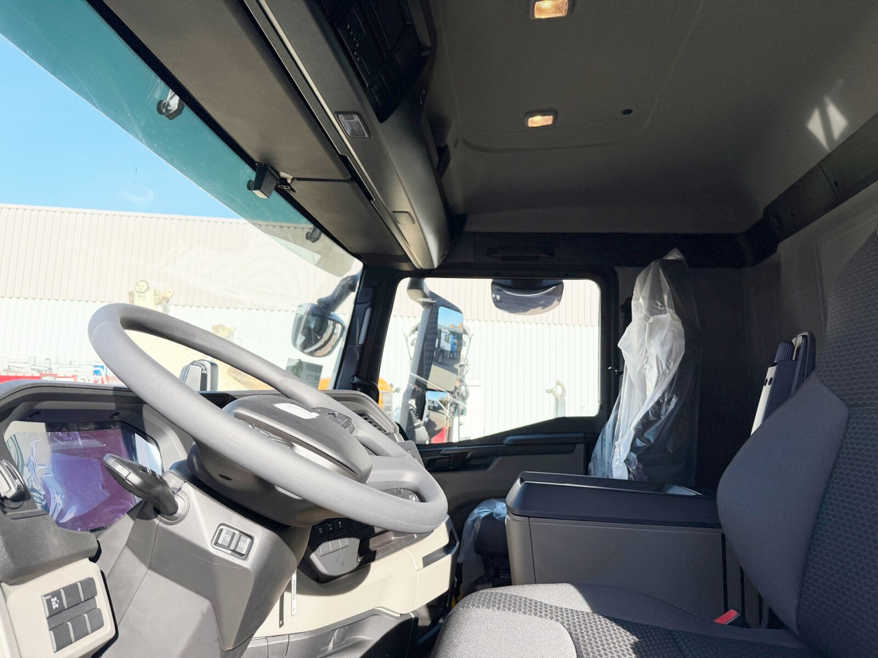 MAN TGS 33.480 6x4 BL CH TGS 33.480 6x4 BL CH - 吊钩升降车:图3 MAN TGS 33.480 6x4 BL CH TGS 33.480 6x4 BL CH - 吊钩升降车:图3