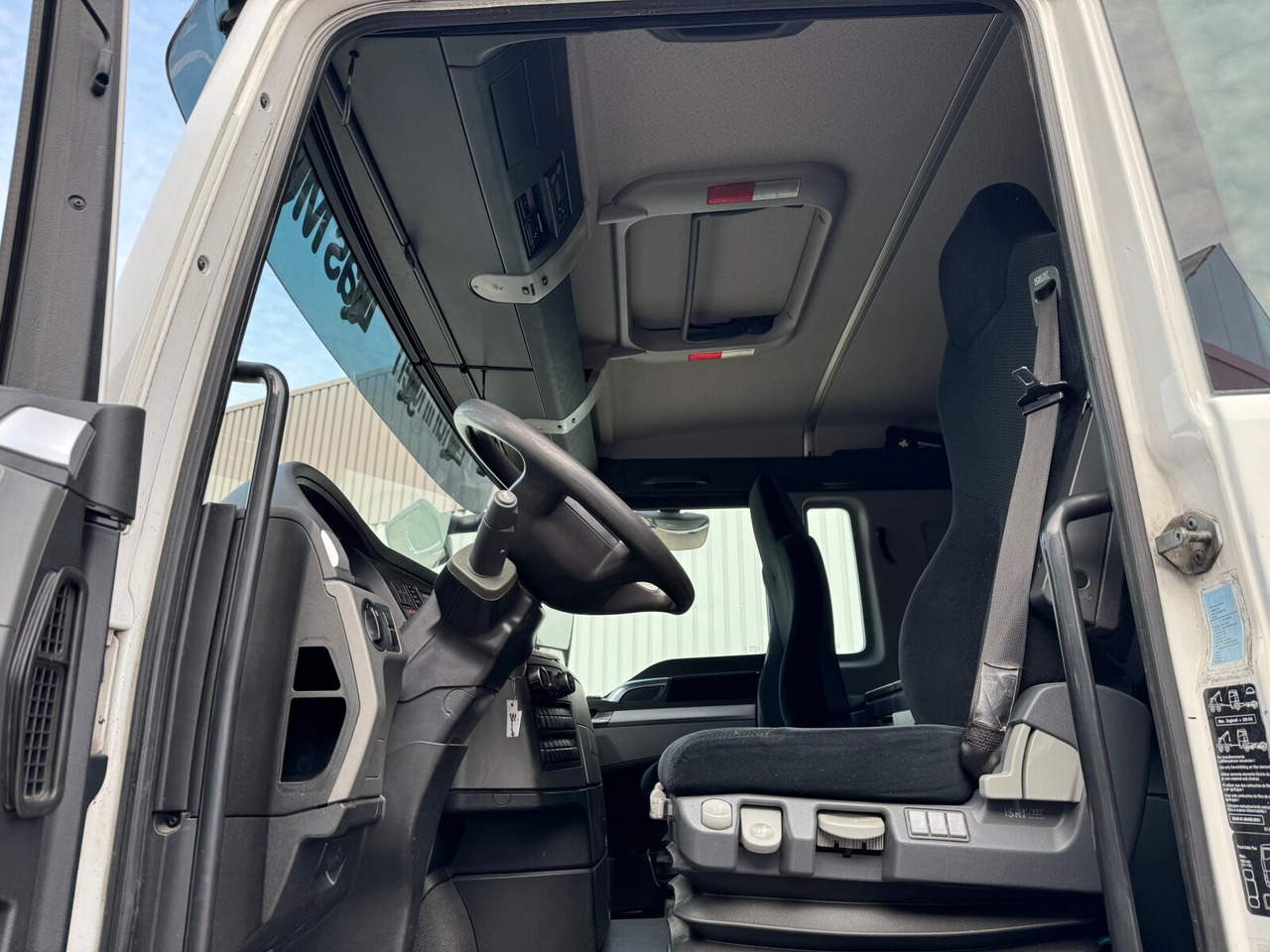 MAN TGX 26.440 6X2-4 LL TGX 26.440 6X2-4 LL, Lift-/Lenkachse - 驾驶室底盘卡车:图2 MAN TGX 26.440 6X2-4 LL TGX 26.440 6X2-4 LL, Lift-/Lenkachse - 驾驶室底盘卡车:图2